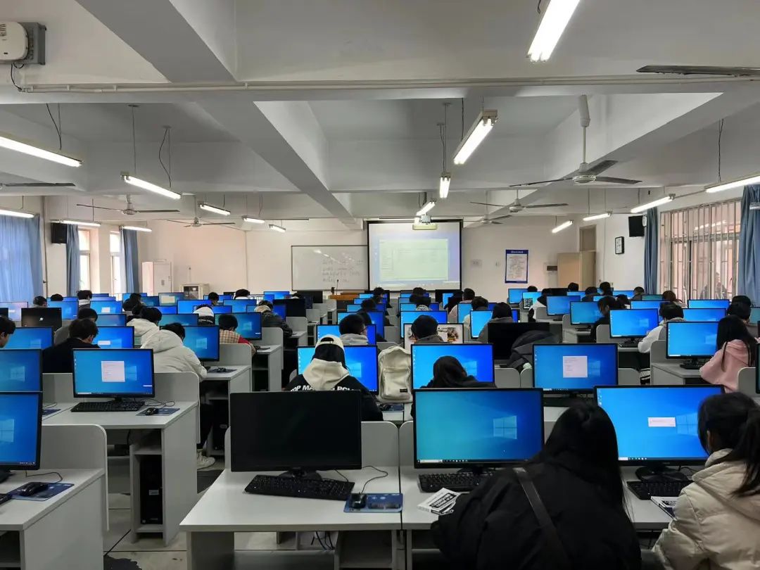 信用网博彩